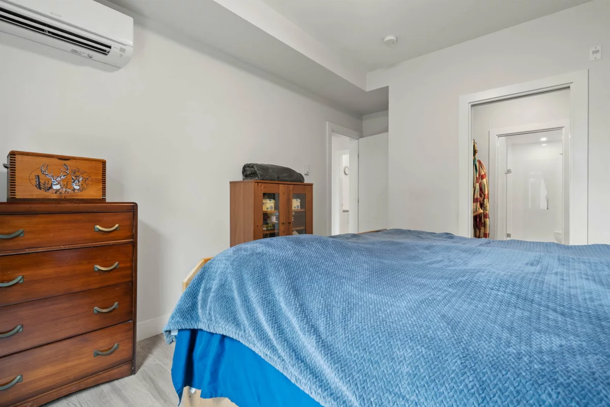 Entry Foyer Photo of 103 2565 Ware Street, Abbotsford, BC