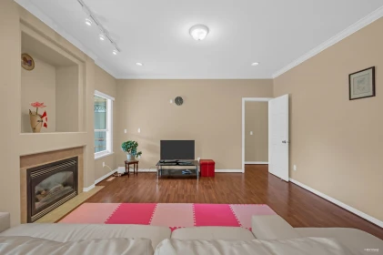 Office / Den Photo of 15438 112 Avenue, Surrey, BC