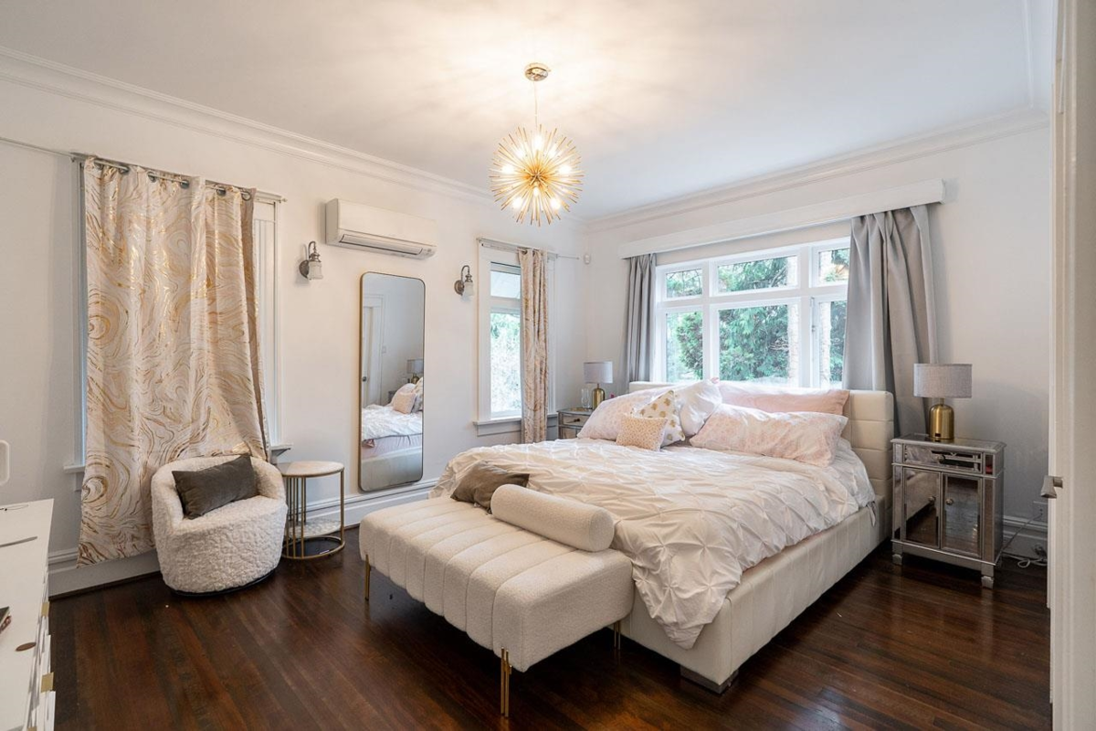 Bedroom 3 Photo of 1 1055 Wolfe Avenue, Vancouver, BC