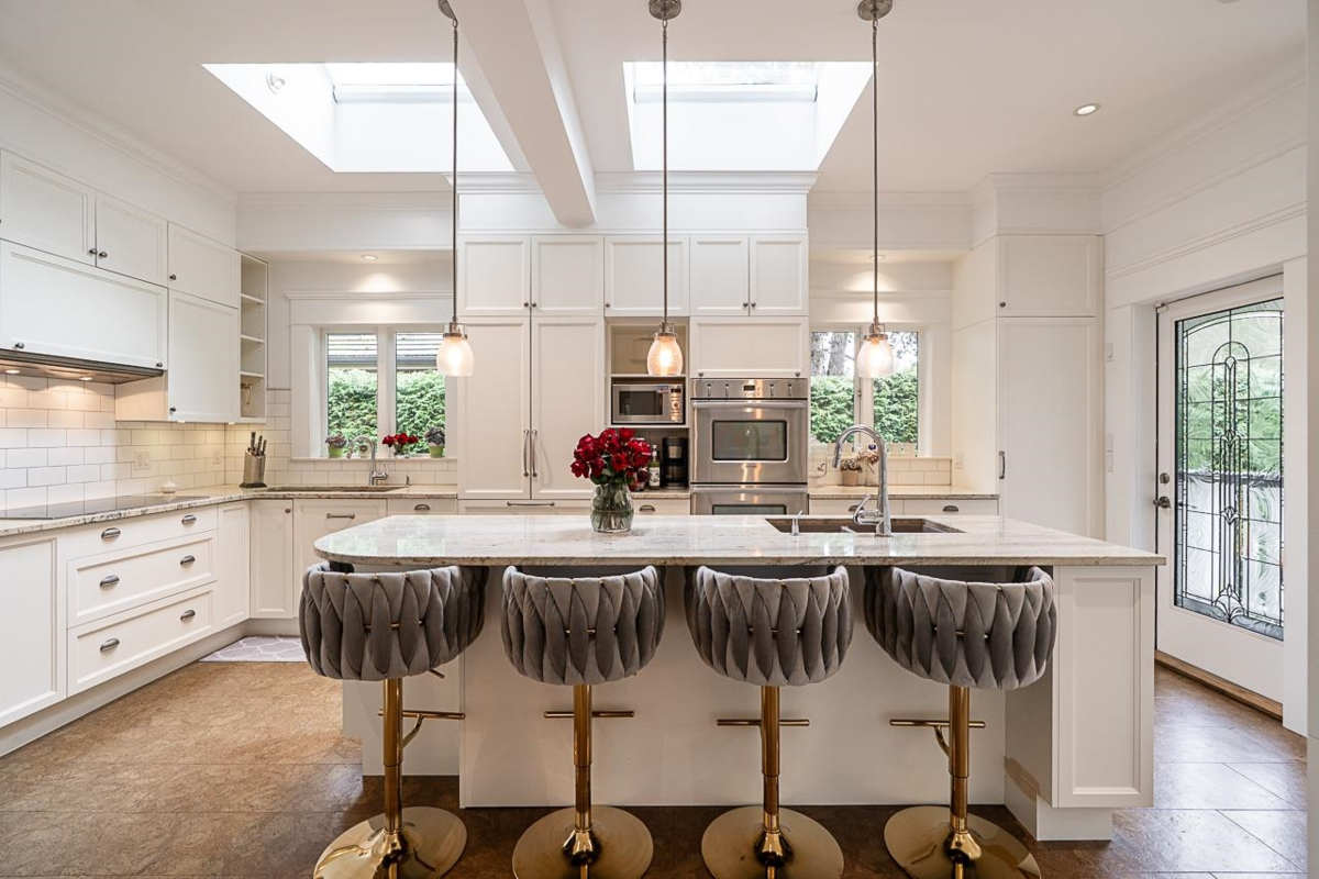 Walk-In Closet Photo of 1 1055 Wolfe Avenue, Vancouver, BC