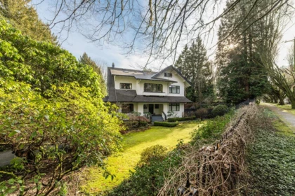 Swimming Pool Photo of 1 1055 Wolfe Avenue, Vancouver, BC