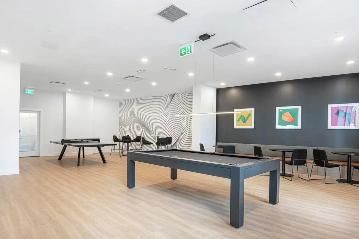 Walk-In Closet Photo of 1003 4433 Alaska Street, Burnaby, BC