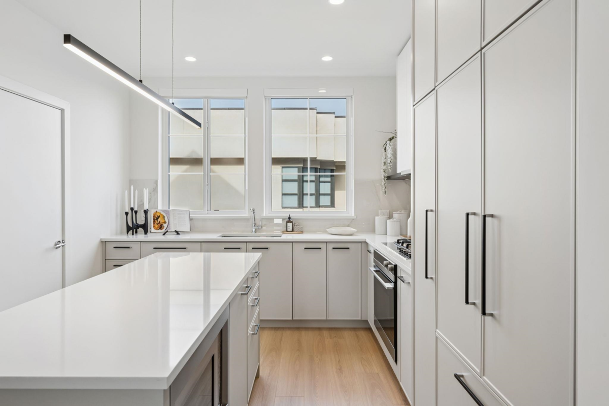 Walk-In Closet Photo of 27 10188 No. 1 Road, Richmond, BC