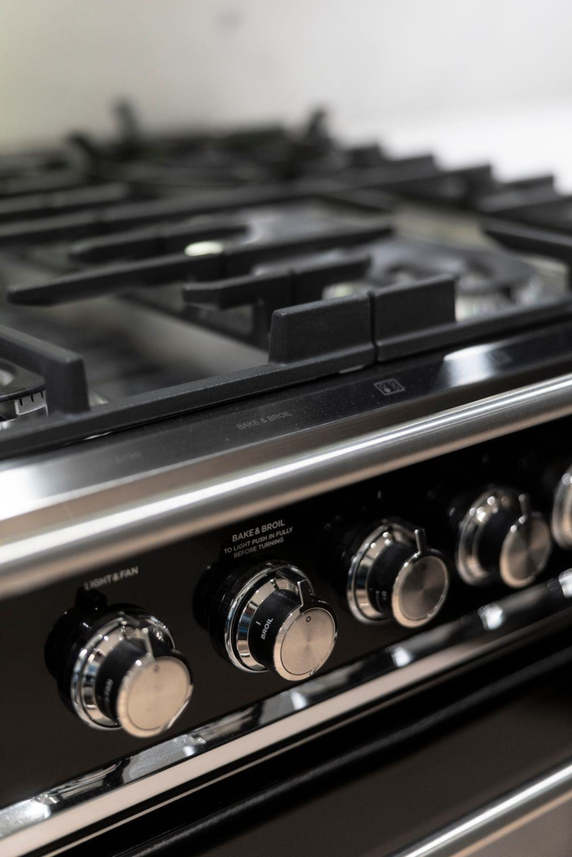 Breakfast Nook Photo of 1 2539 Grant Street, Vancouver, BC