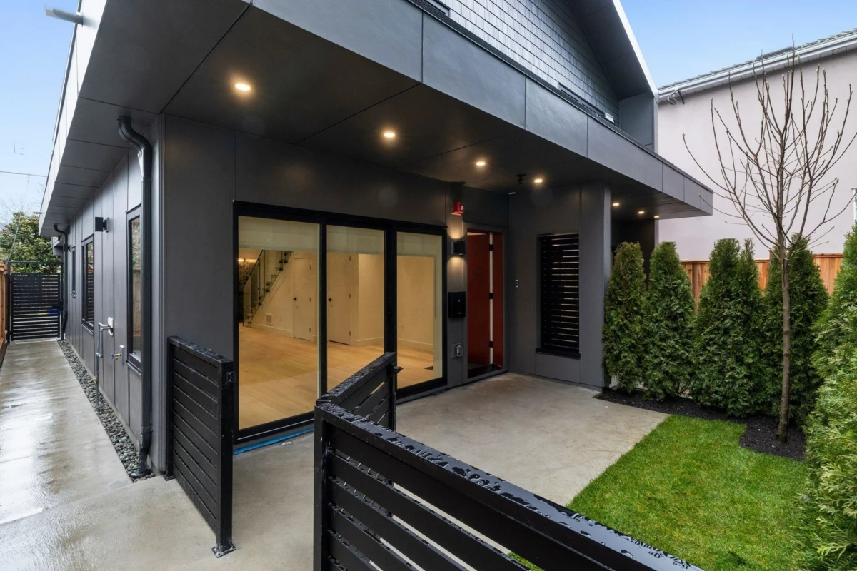 Exterior Rear Photo of 1 2539 Grant Street, Vancouver, BC