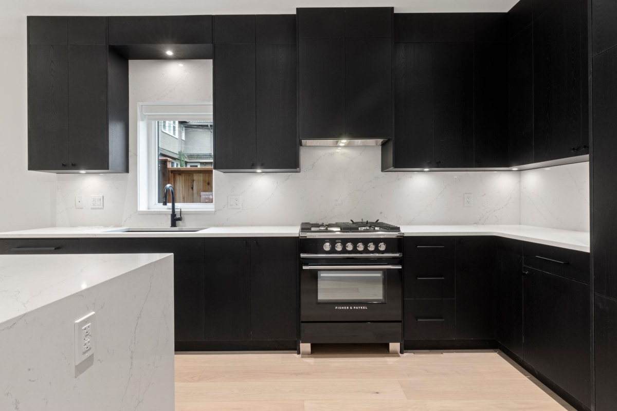 Pantry Photo of 1 2539 Grant Street, Vancouver, BC