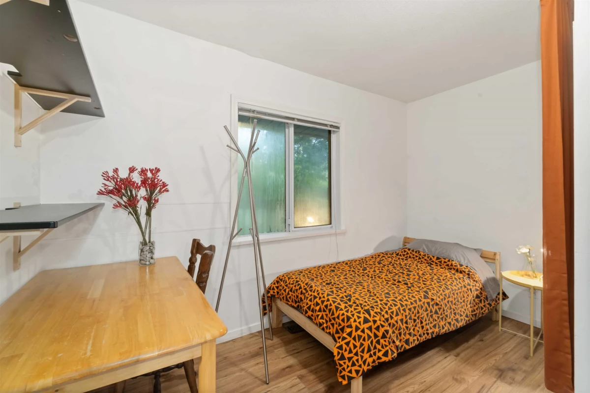 Entry Foyer Photo of 2028 Columbia Street, Port Moody, BC