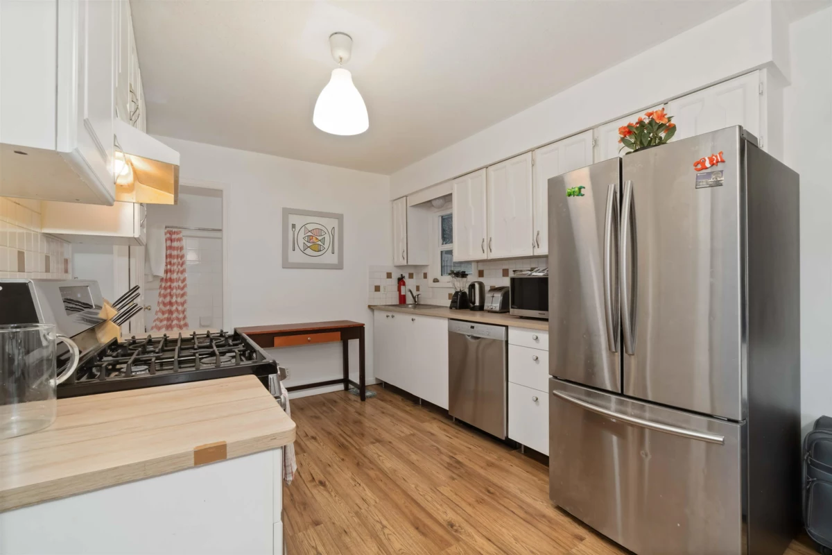 Kitchen Island Photo of 2028 Columbia Street, Port Moody, BC
