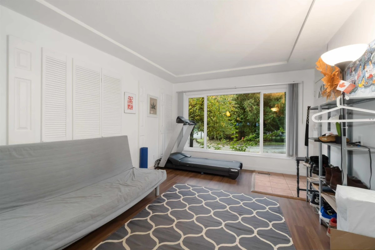 Kitchen Photo of 2028 Columbia Street, Port Moody, BC