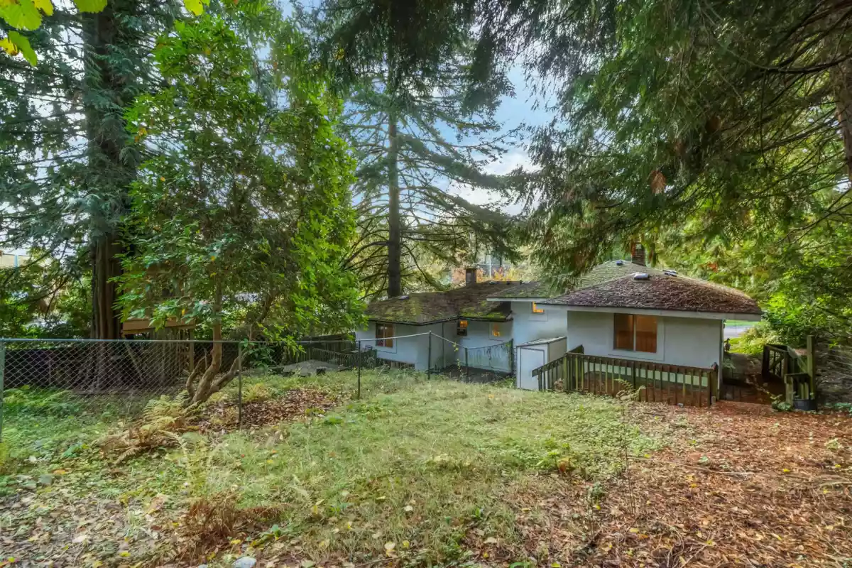 Outdoor Deck Photo of 2028 Columbia Street, Port Moody, BC