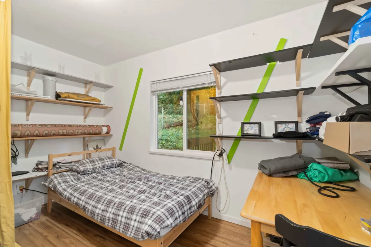 Primary Bathroom Photo of 2028 Columbia Street, Port Moody, BC