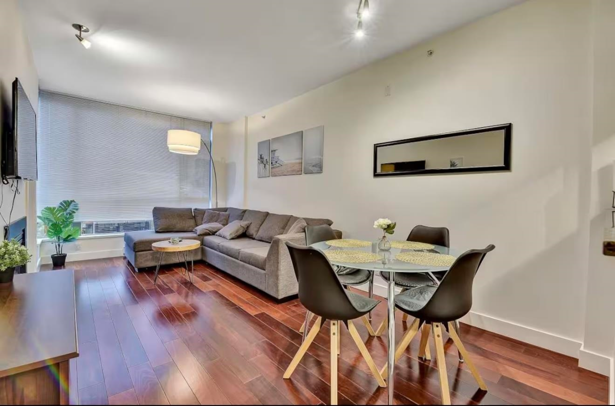 Kitchen Photo of 401 1238 Burrard Street, Vancouver, BC