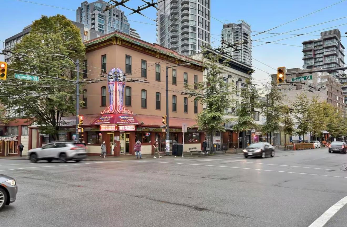 Office / Den Photo of 401 1238 Burrard Street, Vancouver, BC