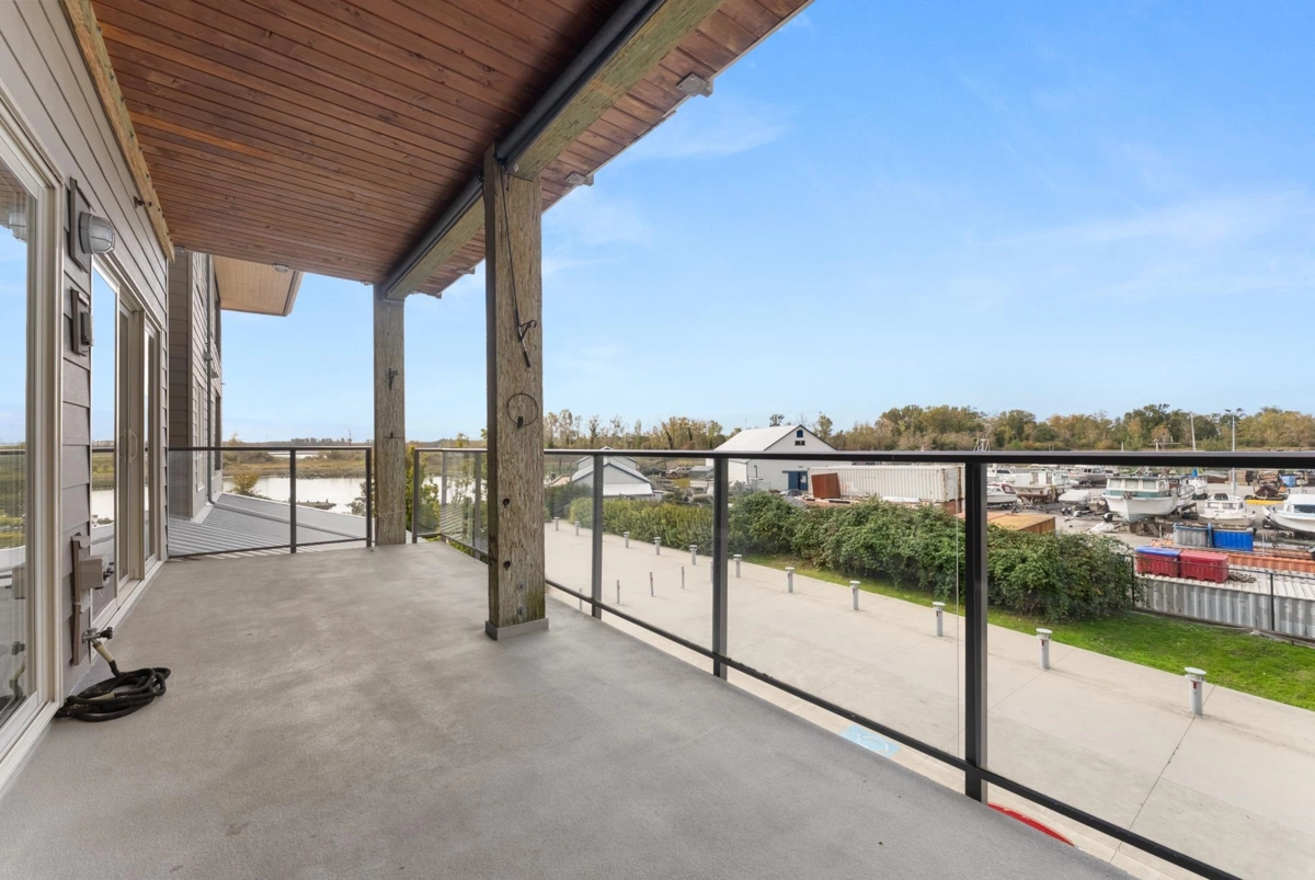 Backyard Photo of 209 6160 London Road, Richmond, BC