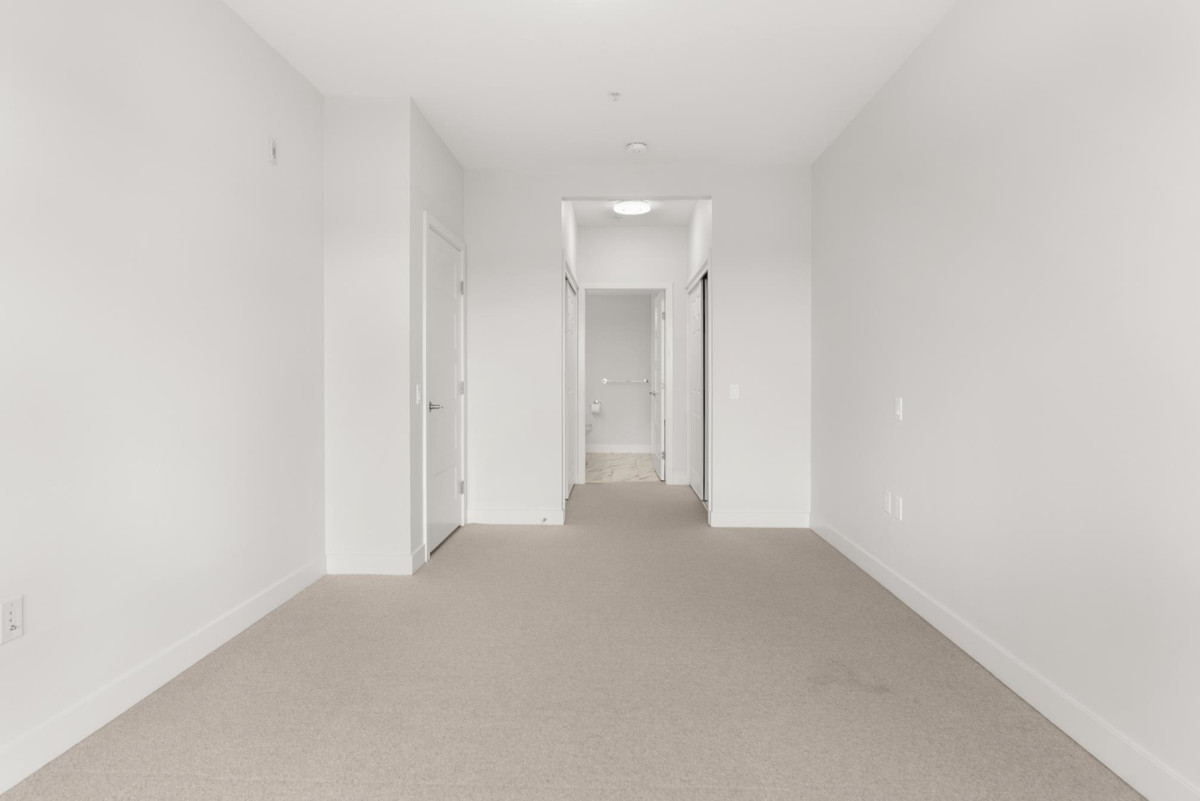 Entry Foyer Photo of 209 6160 London Road, Richmond, BC