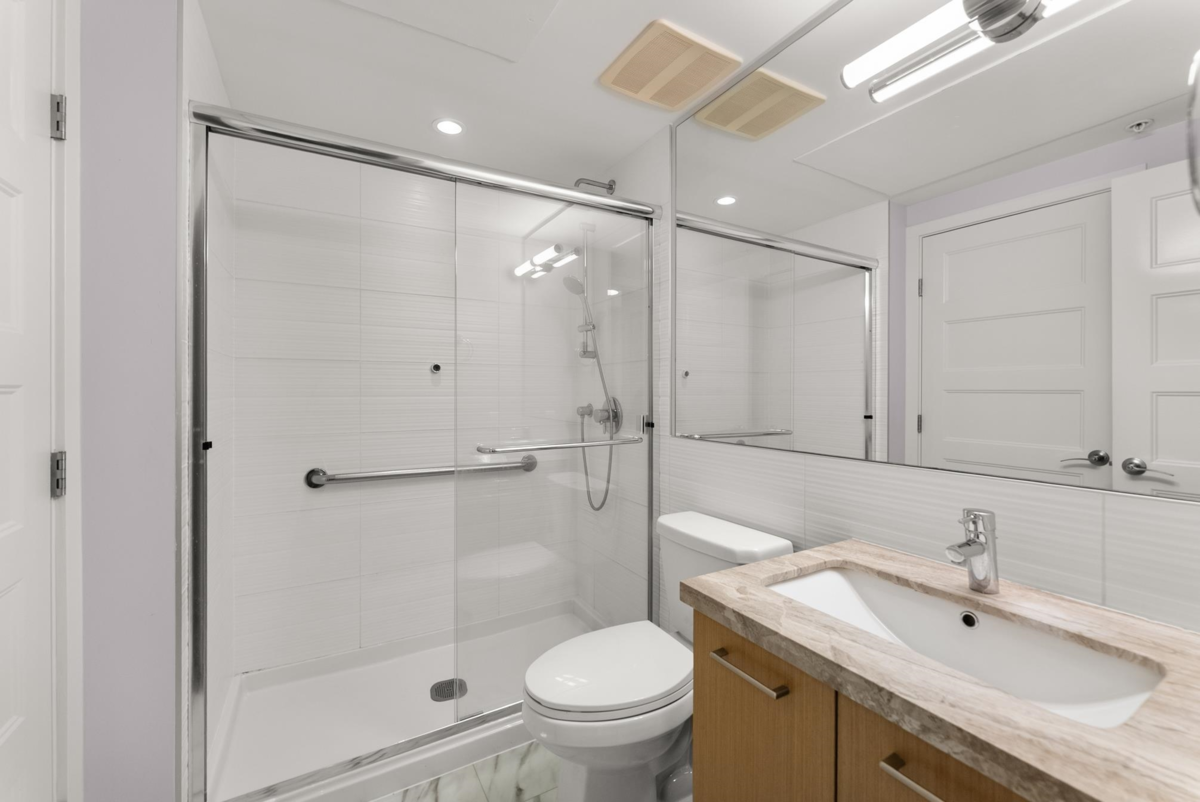 Guest Bathroom Photo of 209 6160 London Road, Richmond, BC