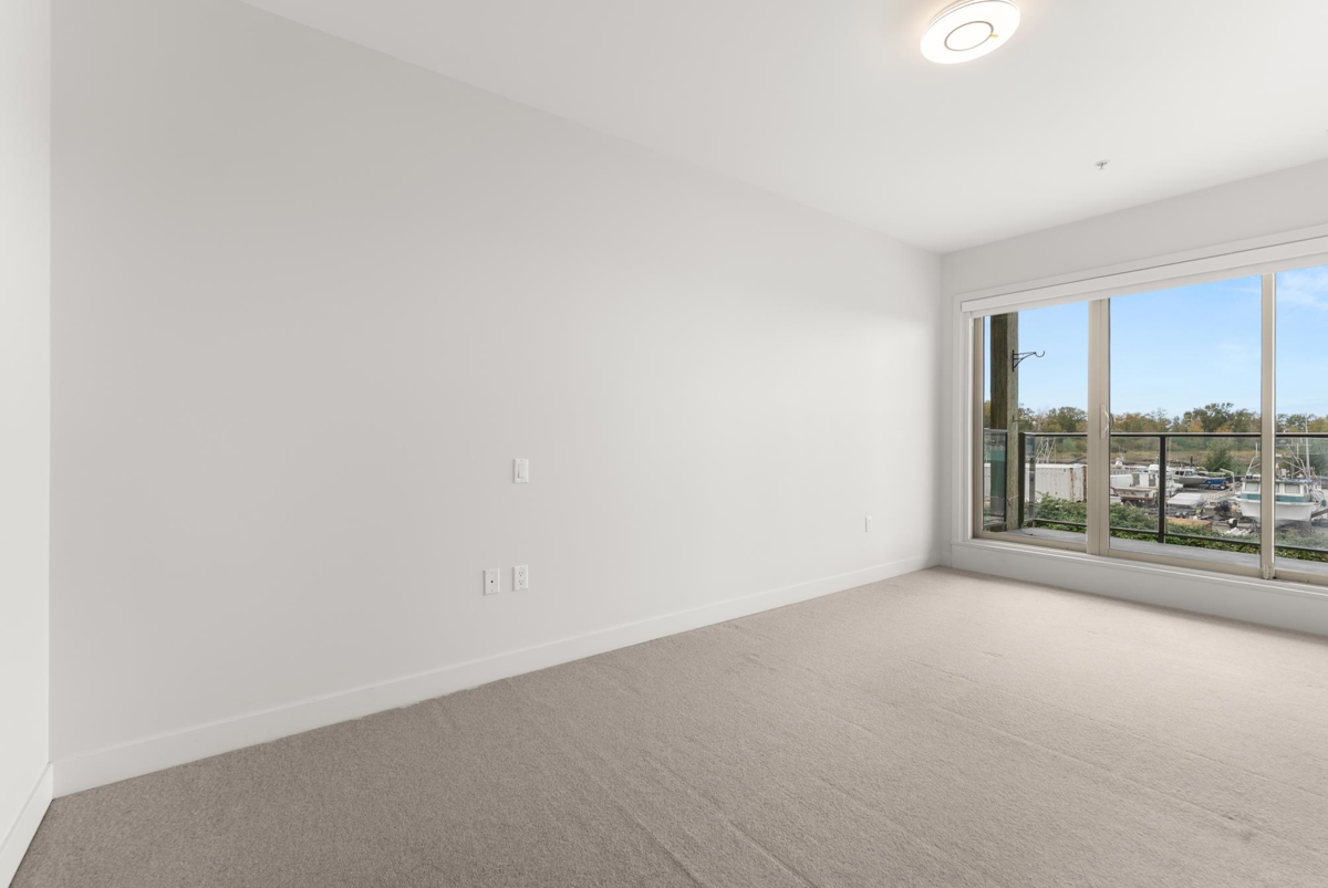 Office / Den Photo of 209 6160 London Road, Richmond, BC