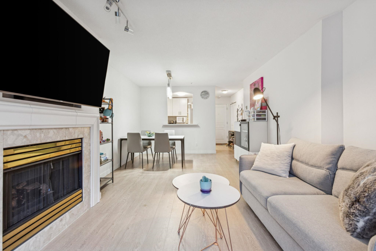 Breakfast Nook Photo of 215 8180 Jones Road, Richmond, BC
