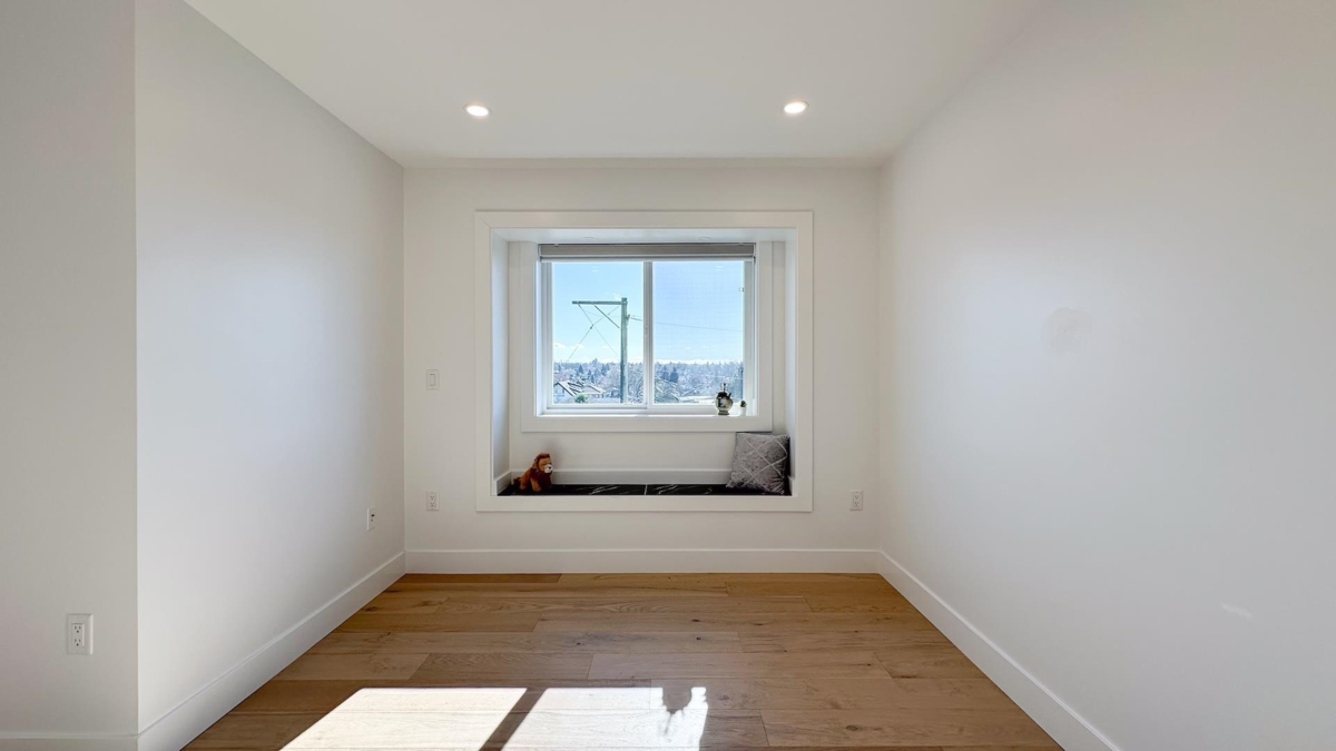 Guest Bathroom Photo of 2723 Turner Street, Vancouver, BC