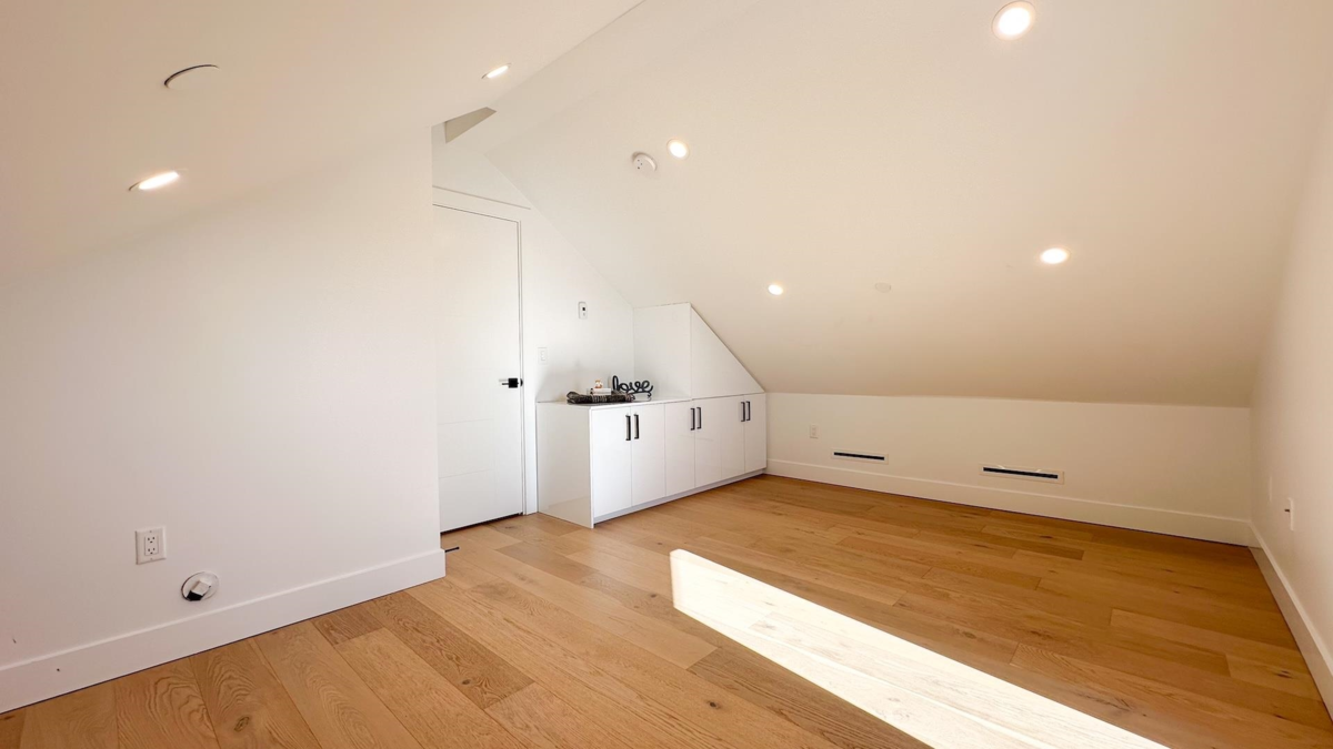 Mudroom Photo of 2723 Turner Street, Vancouver, BC