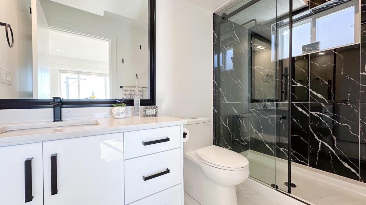 Powder Room Photo of 2723 Turner Street, Vancouver, BC