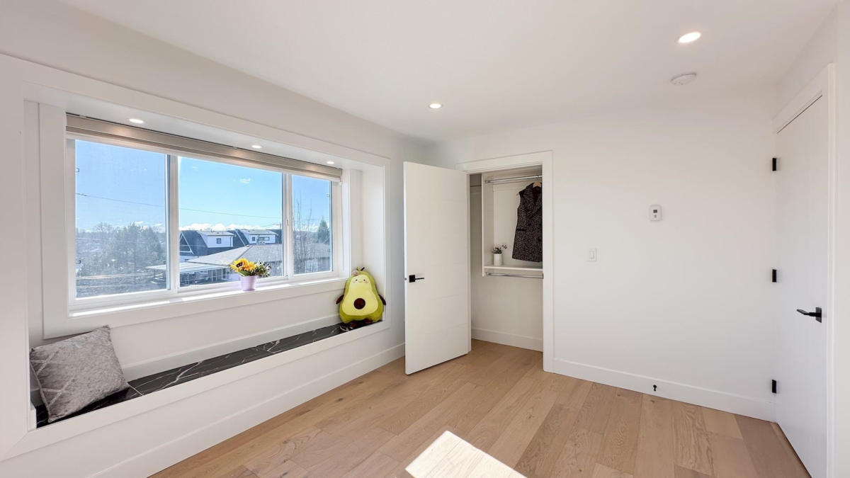 Primary Bathroom Photo of 2723 Turner Street, Vancouver, BC