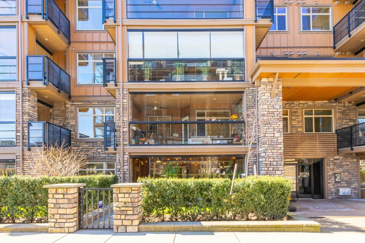 Hot Tub / Spa Photo of A102 20716 Willoughby Town Centre Drive, Langley, BC