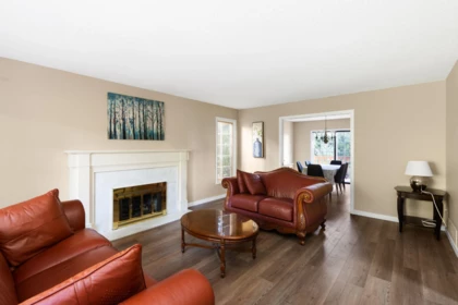 Kitchen Photo of 5162 Alderfeild Place, West Vancouver, BC