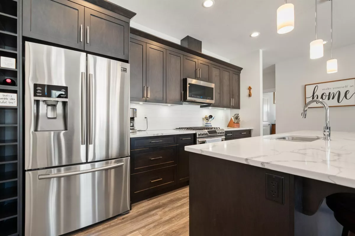 Dining Area Photo of 21002 Swallow Place, Hope, BC