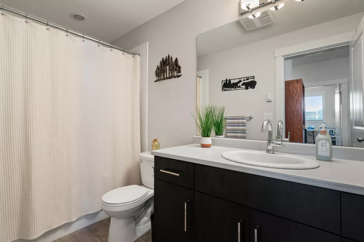 Family Room Photo of 21002 Swallow Place, Hope, BC