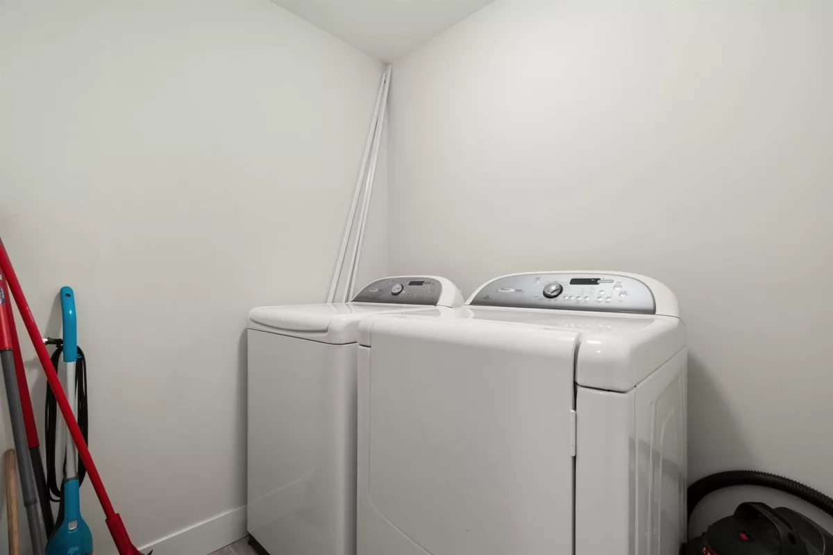 Front Yard Photo of 21002 Swallow Place, Hope, BC