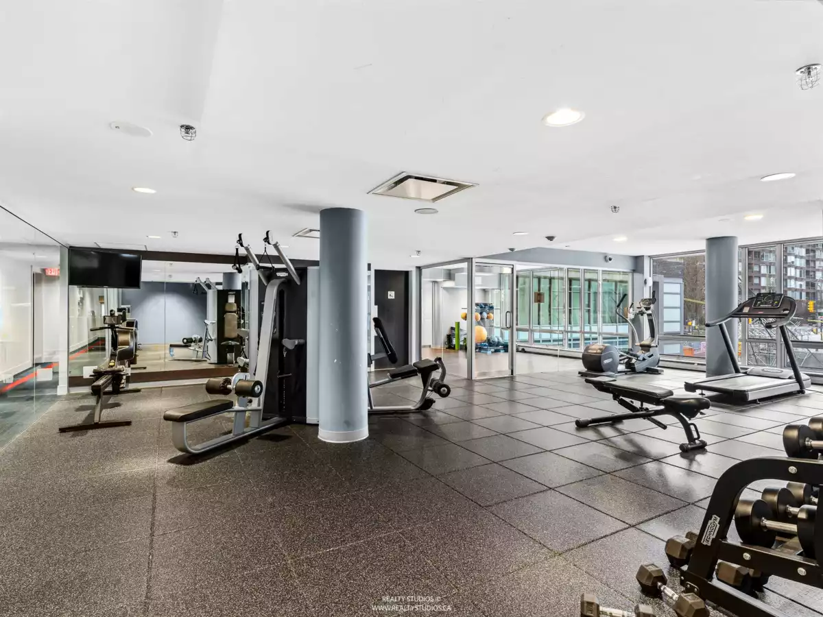 Entry Foyer Photo of 3305 1283 Howe Street, Vancouver, BC