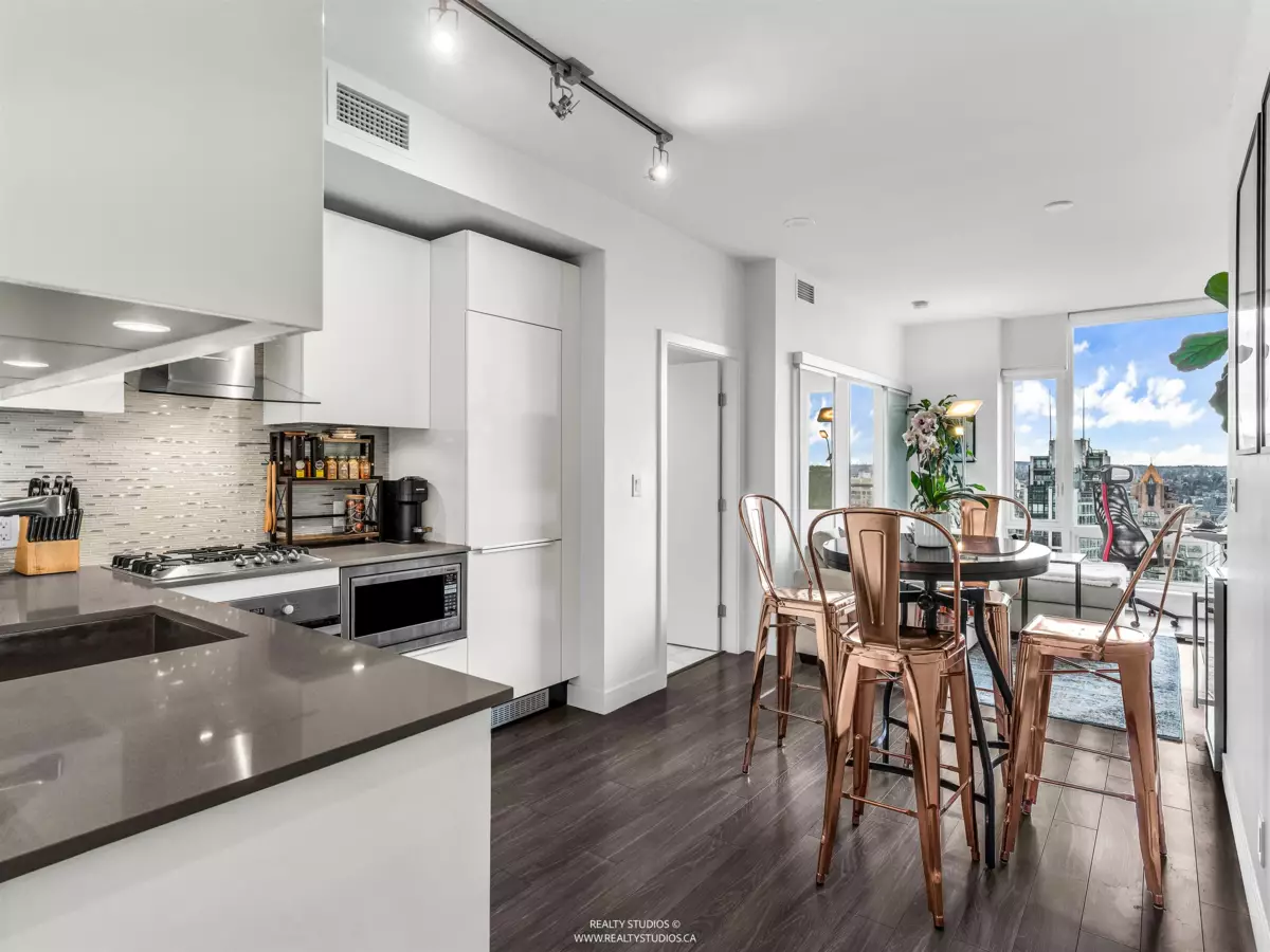 Kitchen Photo of 3305 1283 Howe Street, Vancouver, BC