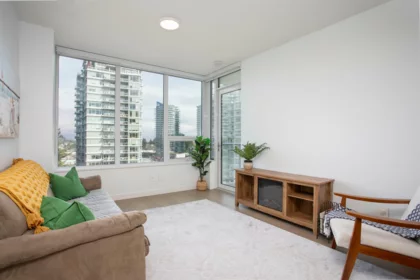 Pantry Photo of 1103 15165 Thrift Avenue, White Rock, BC
