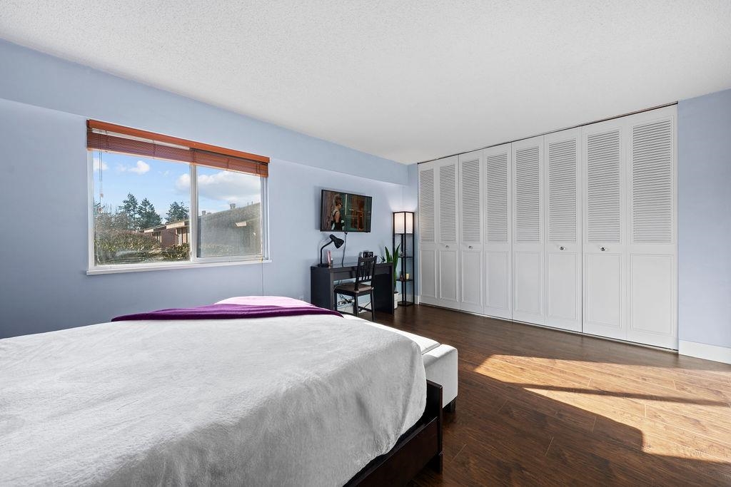 Outdoor Patio Photo of 54 9111 No. 5 Road, Richmond, BC