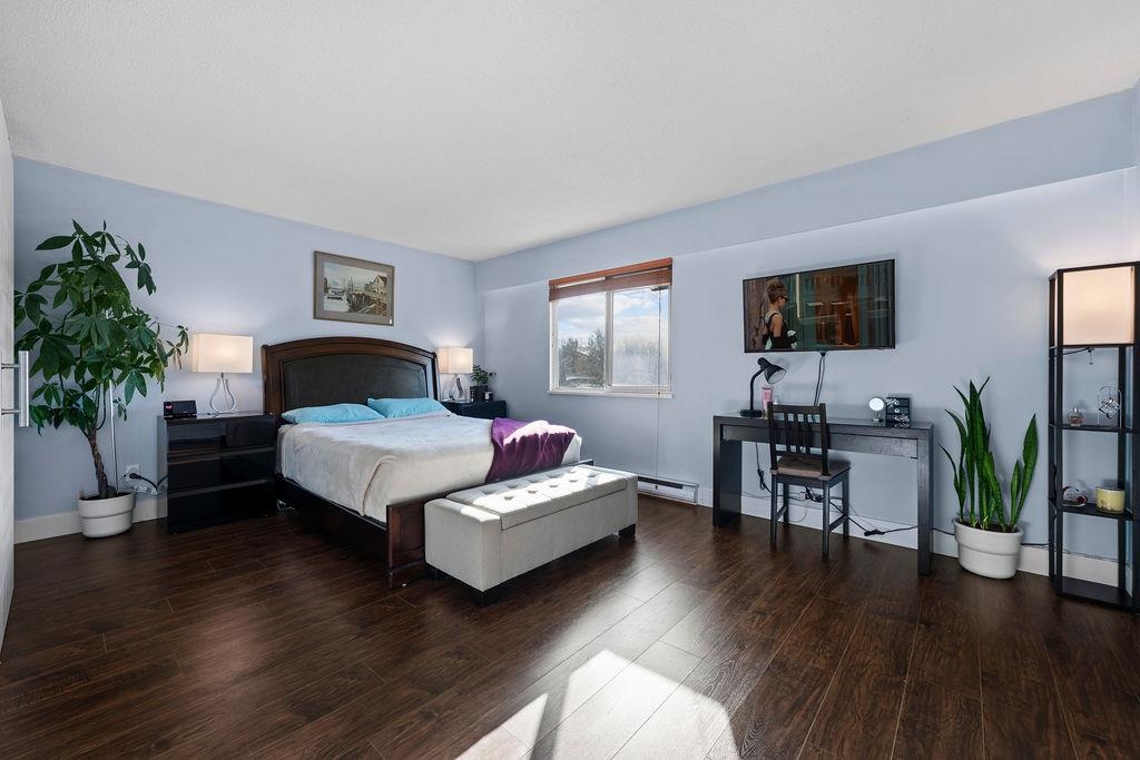 Staircase Photo of 54 9111 No. 5 Road, Richmond, BC