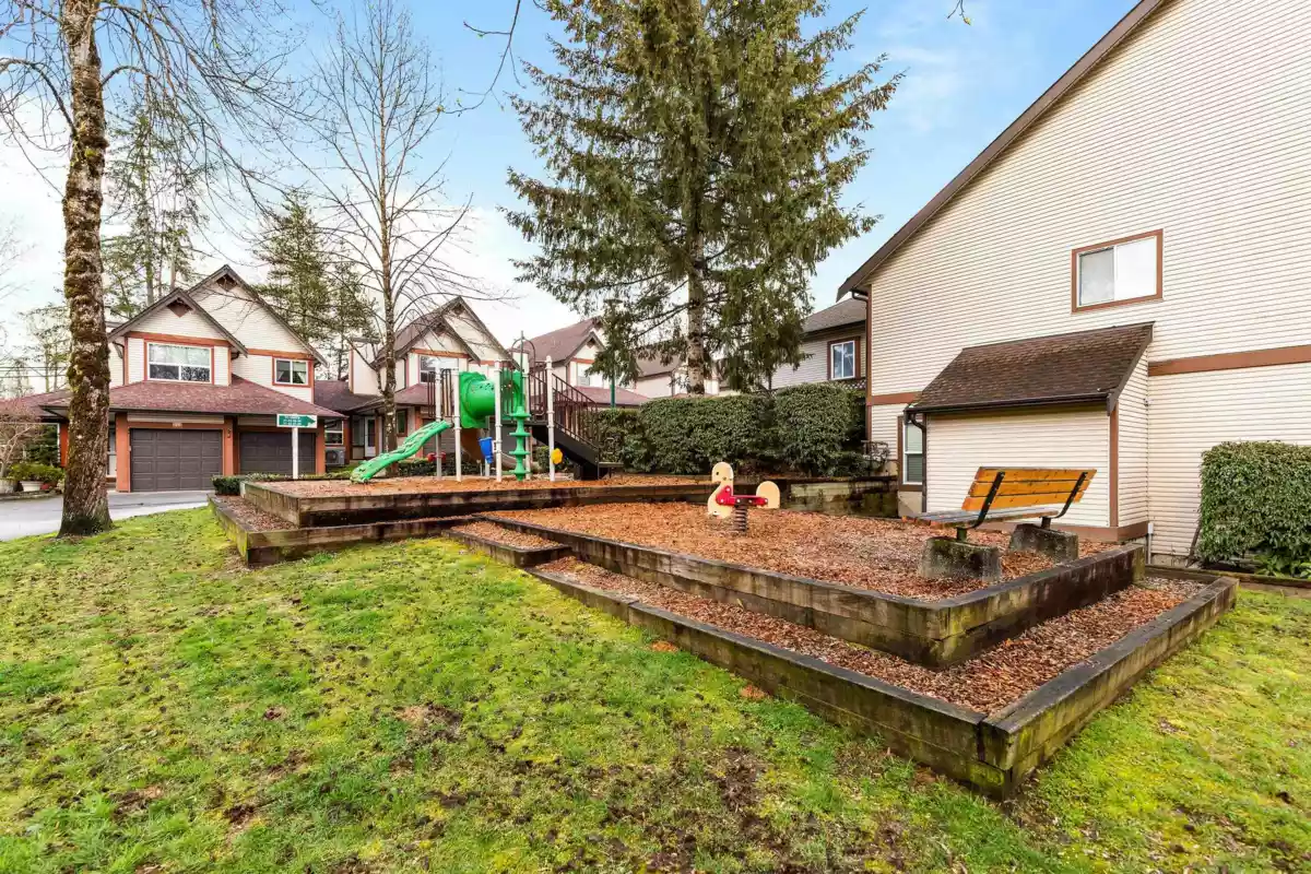 Garden / Landscaping Photo of 50 23151 Haney Bypass, Maple Ridge, BC