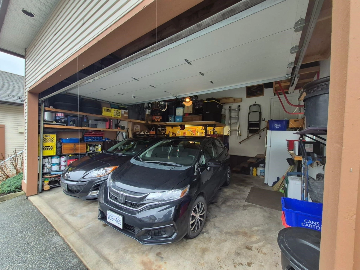 Hot Tub / Spa Photo of 50 23151 Haney Bypass, Maple Ridge, BC