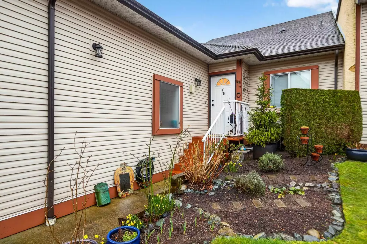 Living Room Photo of 50 23151 Haney Bypass, Maple Ridge, BC