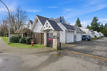 4 9771 152b Street, Surrey, BC, Surrey — Townhouse for sale