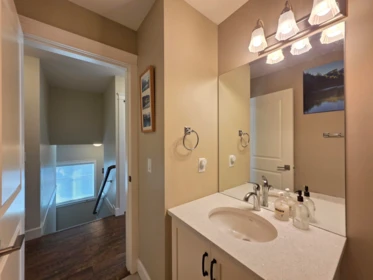 Mudroom Photo of 9 32921 14 Avenue, Mission, BC