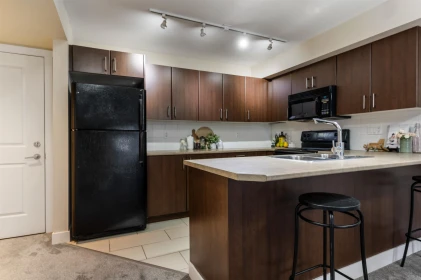 Kitchen Island Photo of 113 45555 Yale Road, Chilliwack, BC
