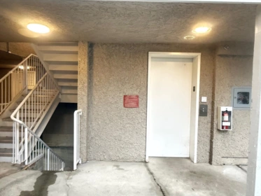 Basement Recreation Room Photo of 202 3683 Wellington Avenue, Vancouver, BC
