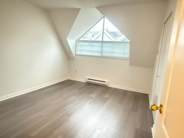 Bedroom 2 Photo of 202 3683 Wellington Avenue, Vancouver, BC