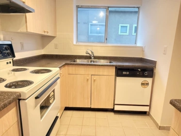 Primary Bedroom Photo of 202 3683 Wellington Avenue, Vancouver, BC