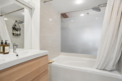 Swimming Pool Photo of 401 1072 Hamilton Street, Vancouver, BC