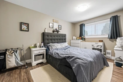 Guest Bathroom Photo of 46479 Brooks Avenue, Chilliwack, BC