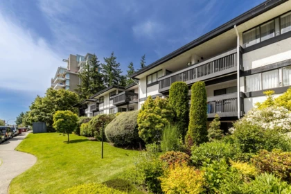 113 1561 Vidal Street, White Rock, BC, White Rock — Apartment/Condo for sale
