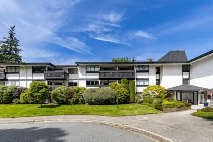 113 1561 Vidal Street, White Rock, BC, White Rock — Apartment/Condo for sale