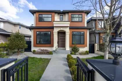 Hot Tub / Spa Photo of 5001 Dover Street, Burnaby, BC